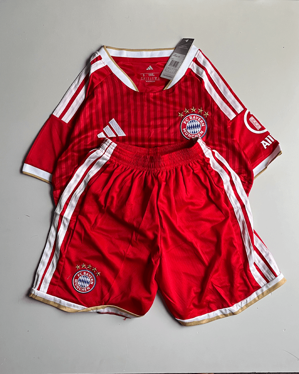 Main Image of Bayern Munich Home 26/27