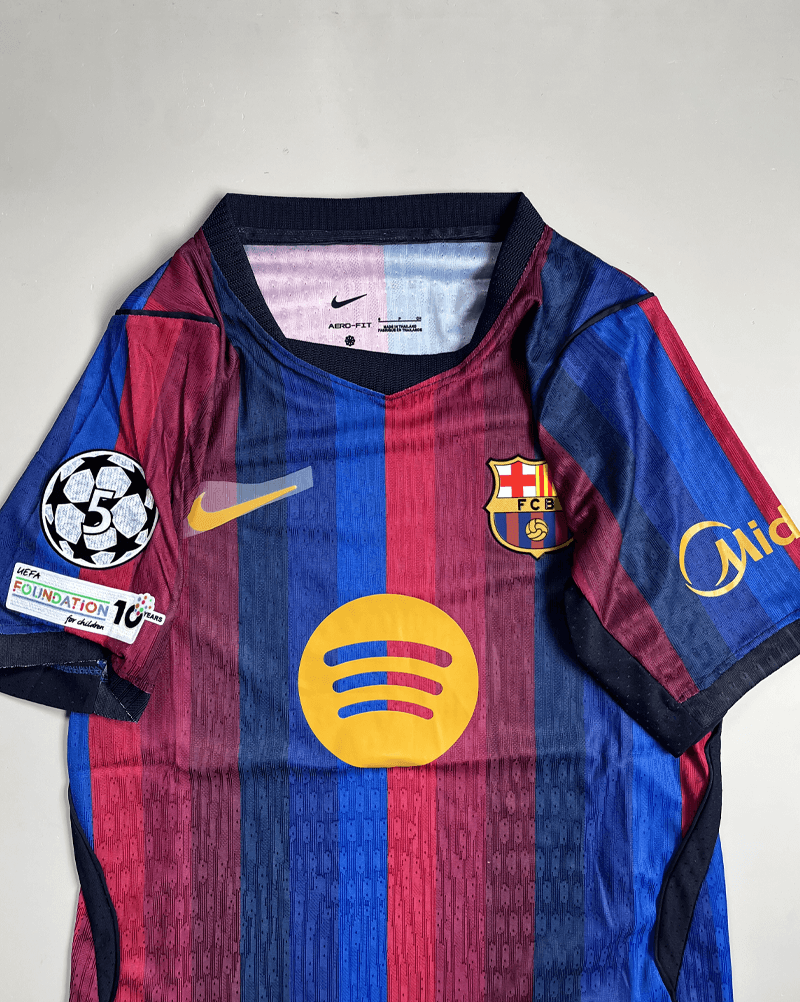 FC Barcelona 26/27 Home (With Patches)