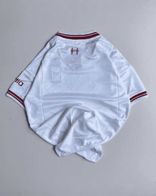 Main Image of Liverpool away 26/27