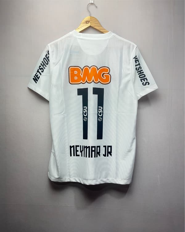 Main Image of Neymar Santos 2011