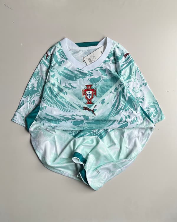 Main Image of Portugal away 26 WC