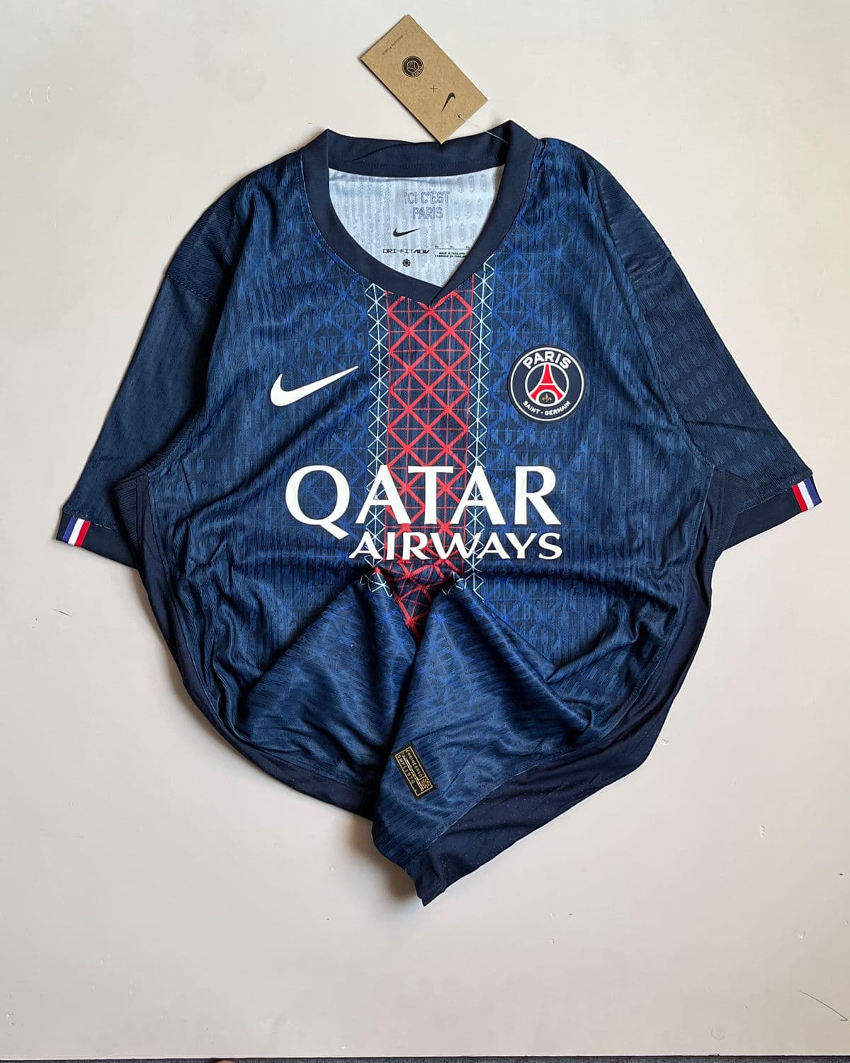 PSG home 25/26