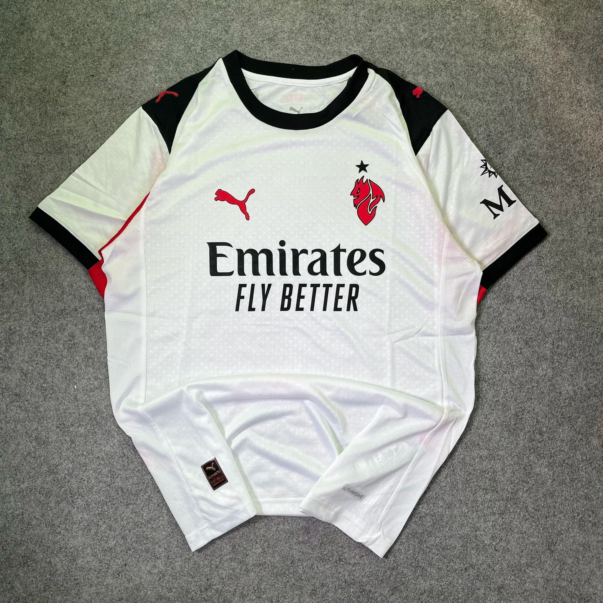 Main Image of Ac Milan away 25/26