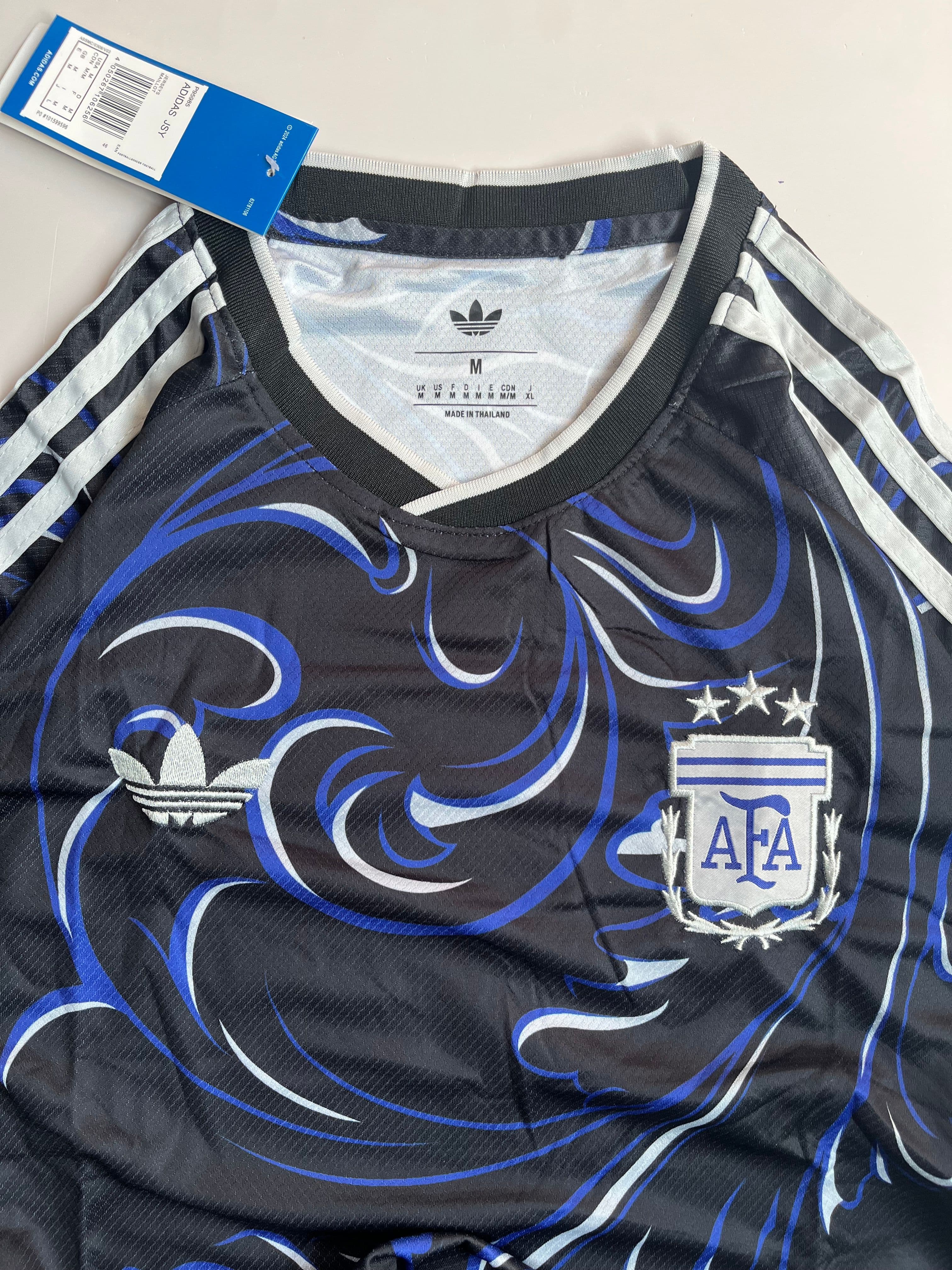 Thumbnail 3 of Argentina Away 2026 WC set