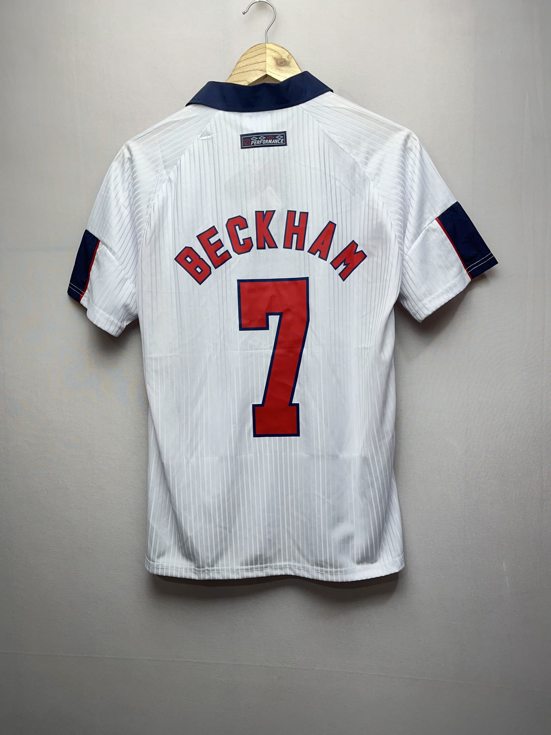 Main Image of Beckham 1998 England