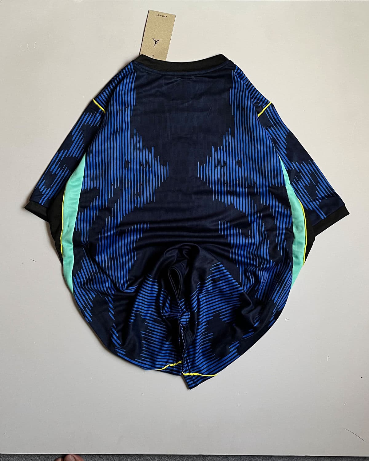 Thumbnail 4 of Brazil Away 2026 WC