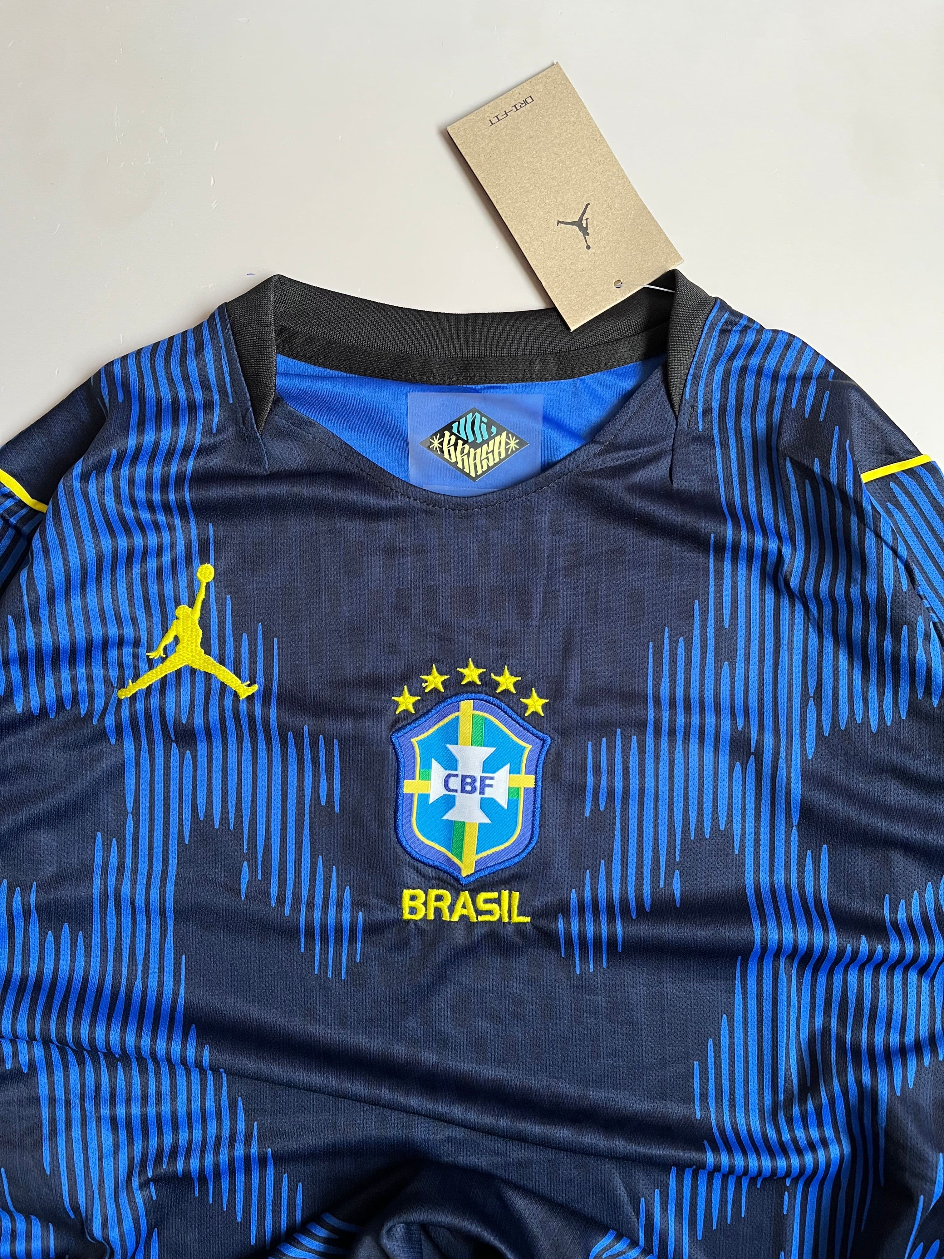 Thumbnail 2 of Brazil Away 2026 WC