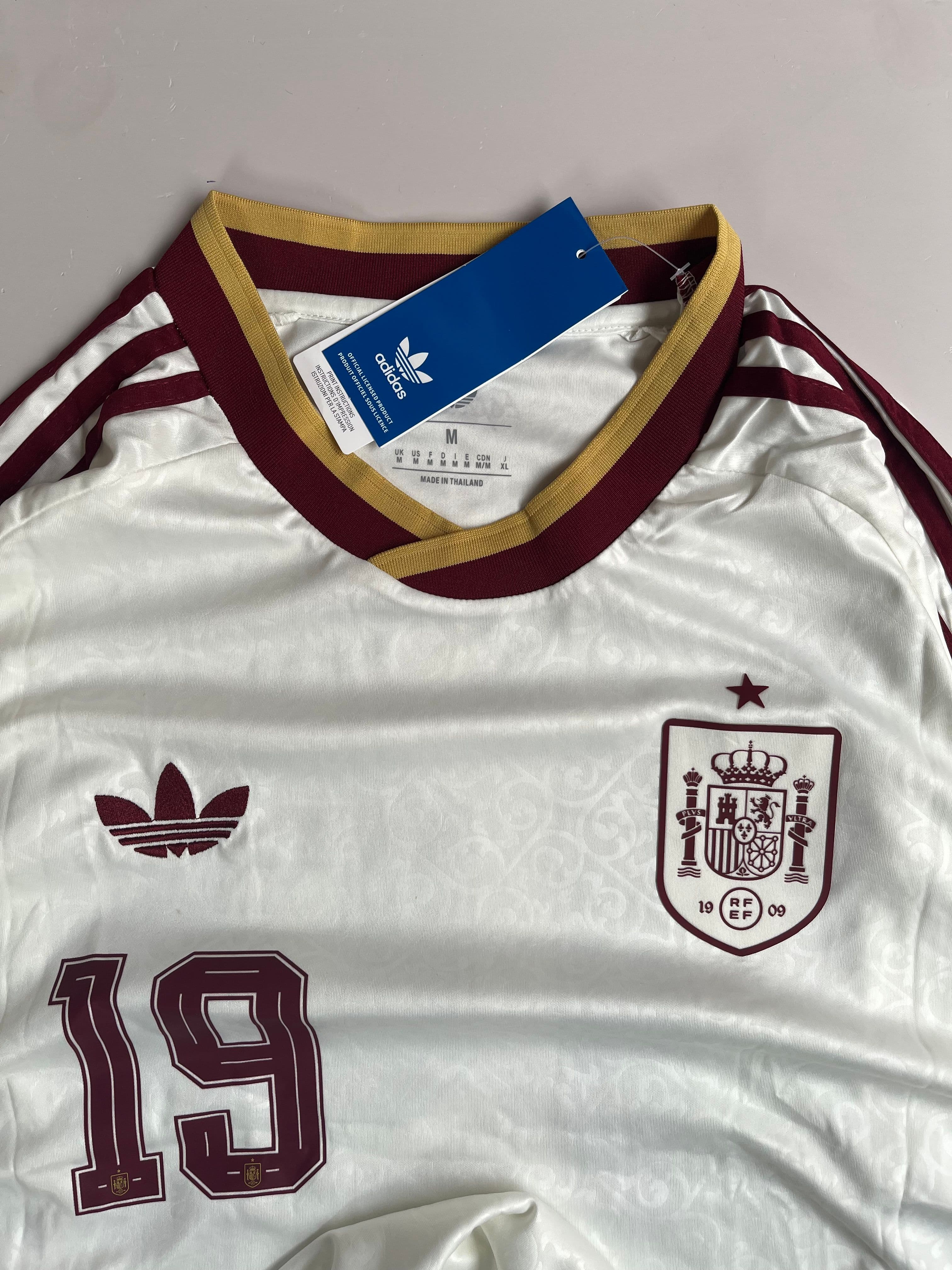 Thumbnail 3 of Lamine Yamal Spain Away 2026 WC