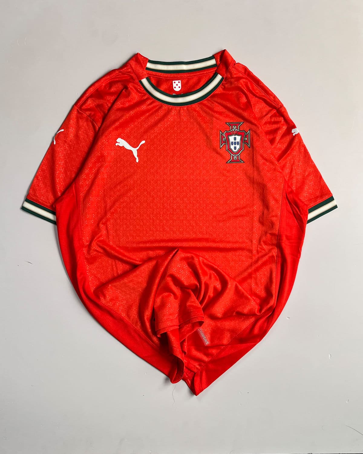 Main Image of Portugal 25/26 Home