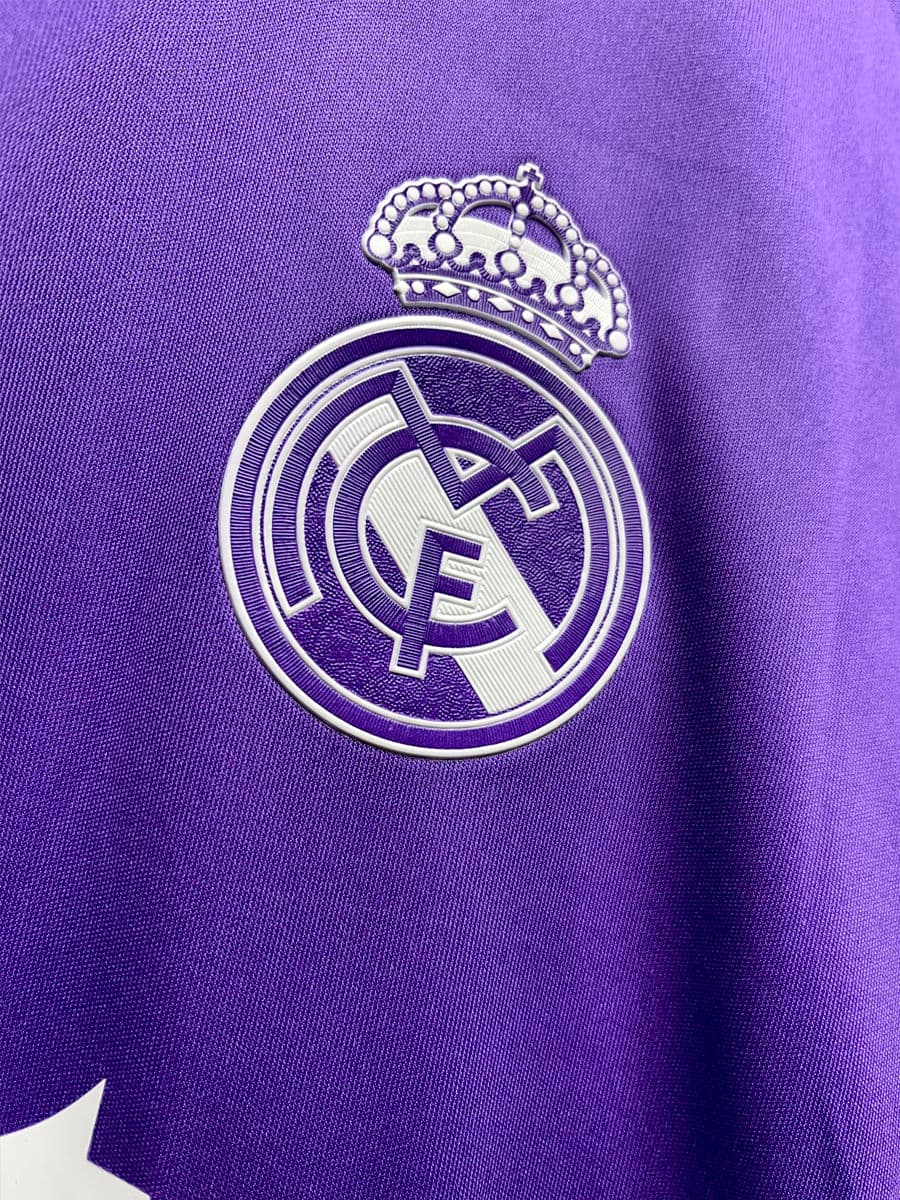 Thumbnail 3 of Ronaldo Real Madrid Away 2017/18