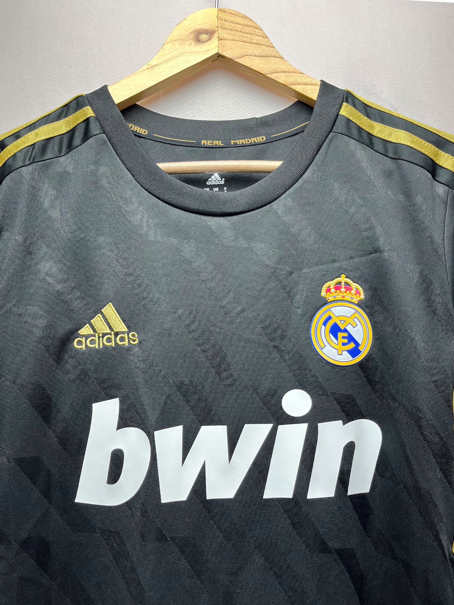 Thumbnail 2 of Ronaldo Real Madrid 11/12 Away 