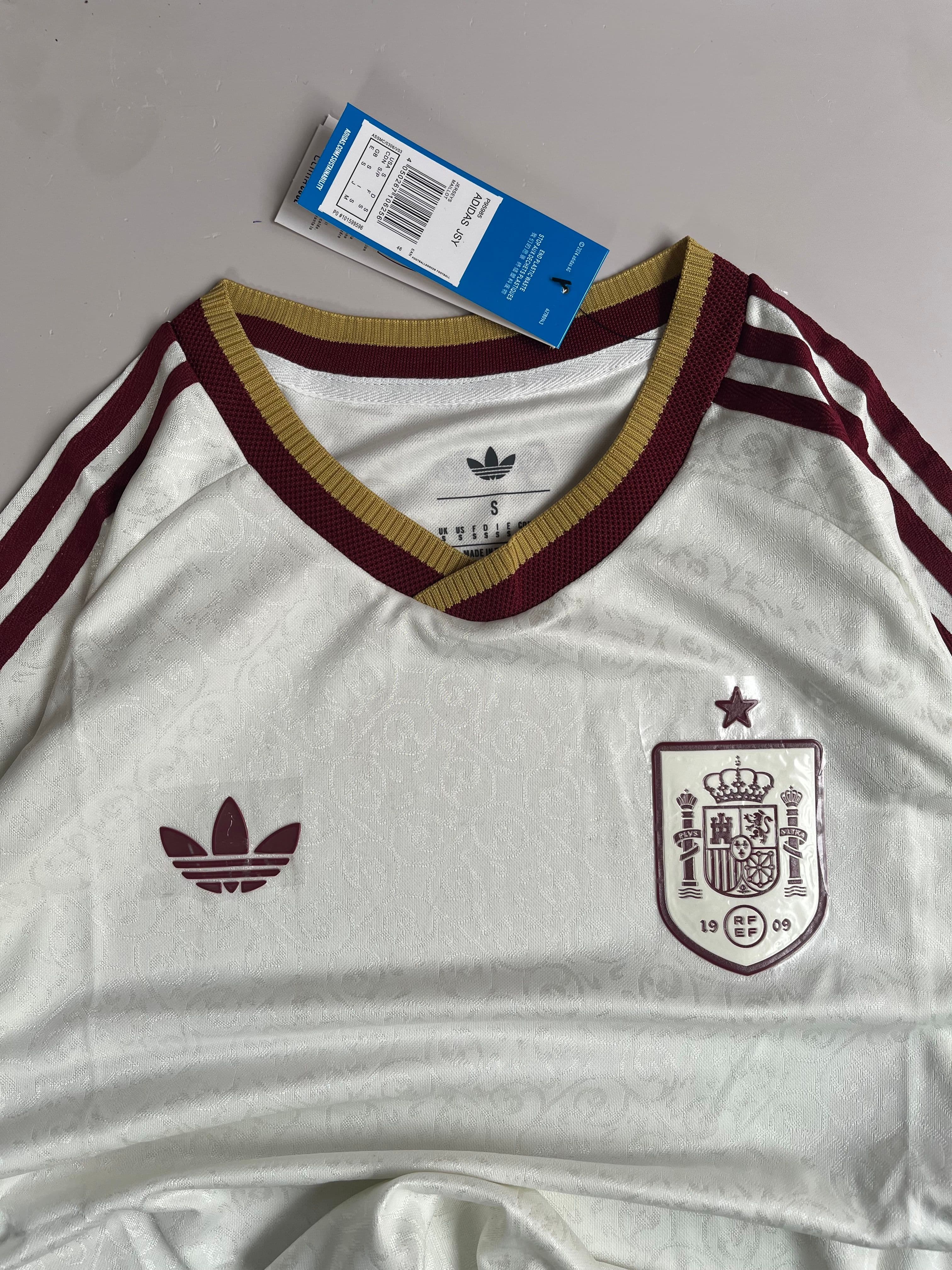 Thumbnail 3 of Spain Away 2026 WC